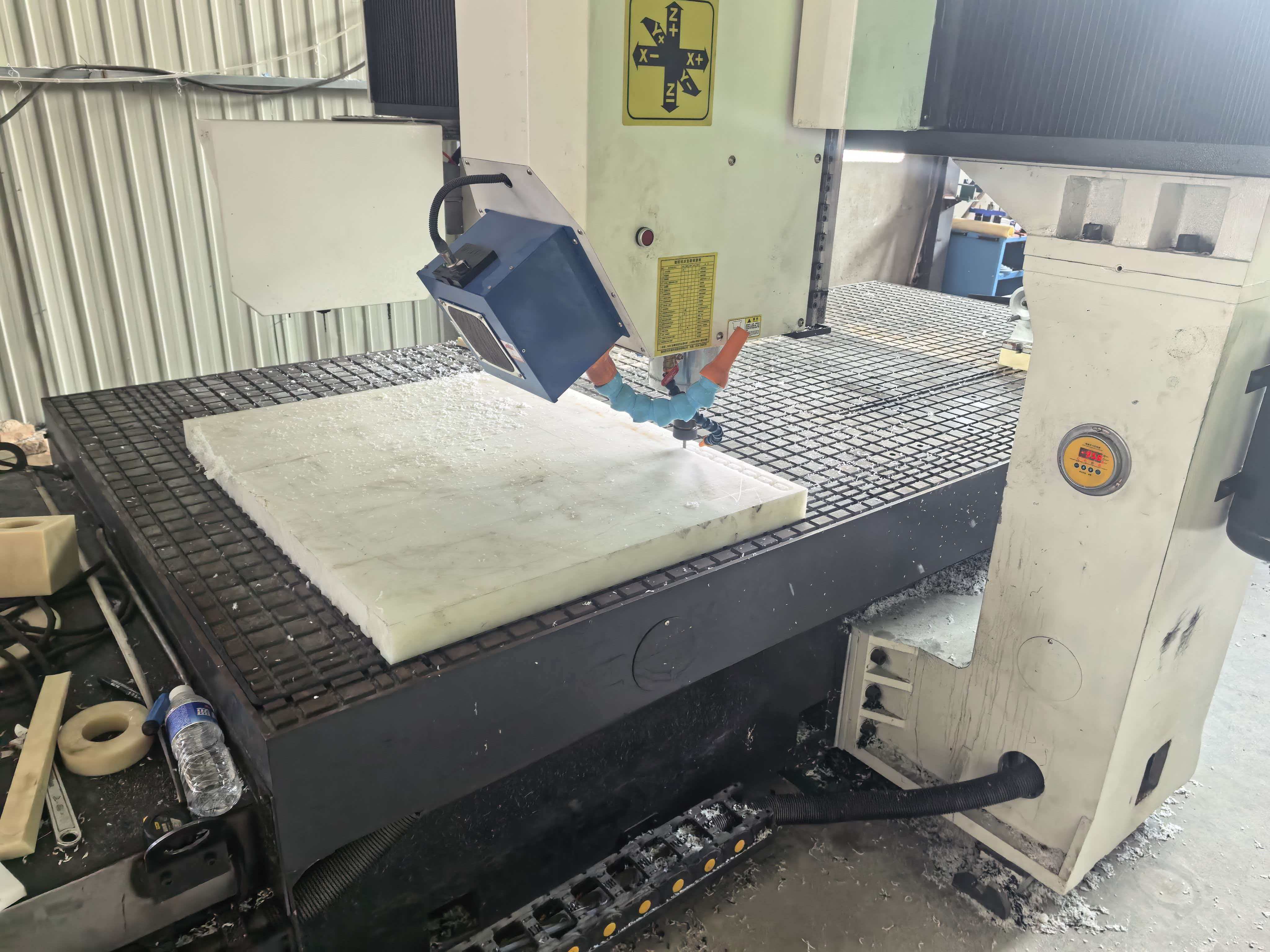 Yihang CNC milling machine — nylon rod sheet tube custom shape processing